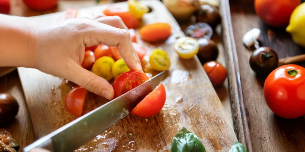 FACT CHECK: Apeel fruit coatings contain toxic chemicals