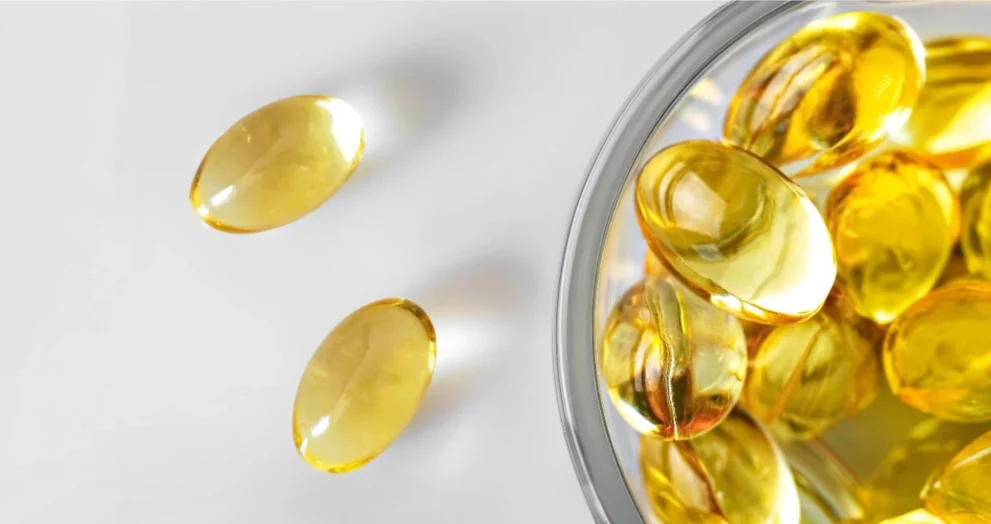 Fact Check: Triglycerides based fish oils are of superior quality and do not react with thermocol?