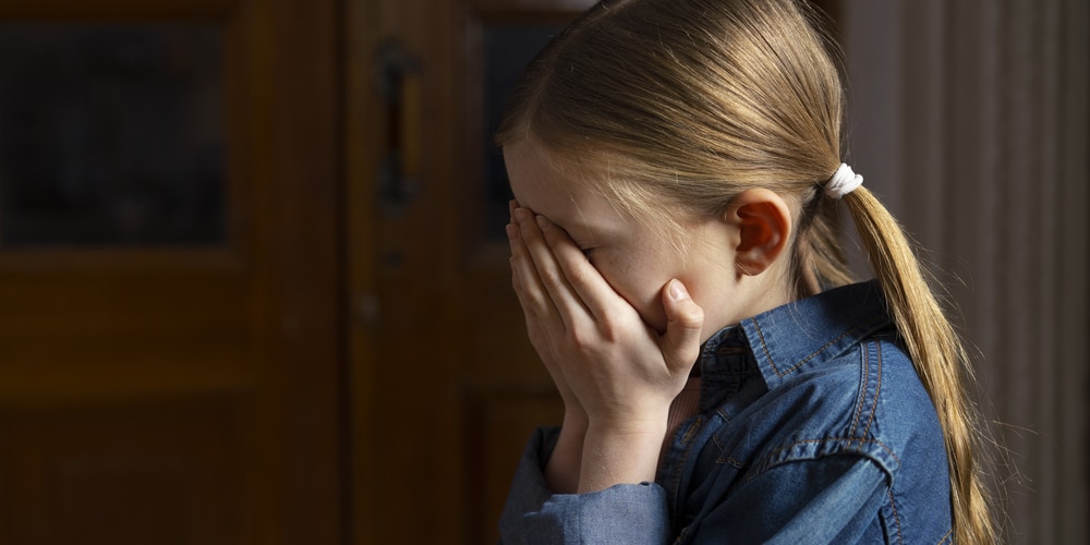 Your childhood environment could shape your mental health forever: Study