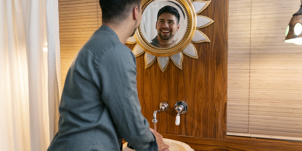 Fact-Check: Can men’s poor hygiene during urination lead to UTIs in women?