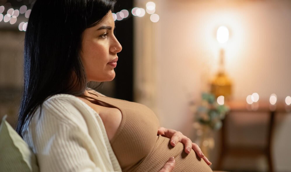 FACT CHECK: Can pregnancy glow reveal your baby’s sex?